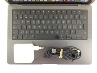 portatil apple apple macbook pro m3 pro 12-core 4.0 14 (18gpu)(2023)(a2992)