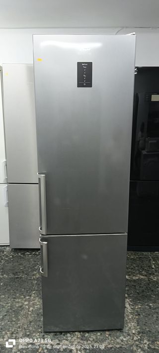 Nevera combi Candy no Frost energía A+