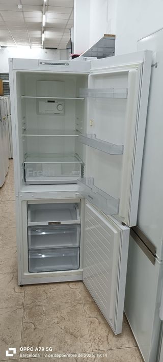 Nevera combi Candy no Frost energía A+