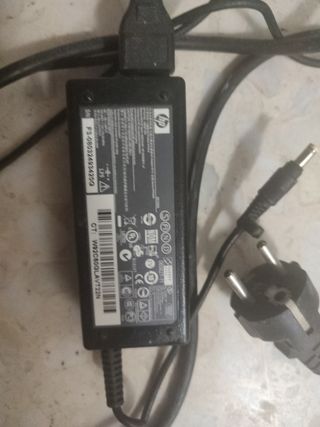 Cargador HP portátil