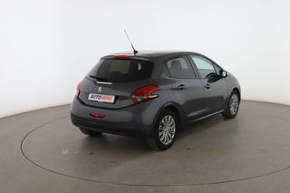 Peugeot 208 1.2 PureTech Style