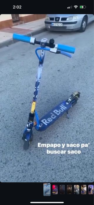 Patinete eléctrico Red Bull