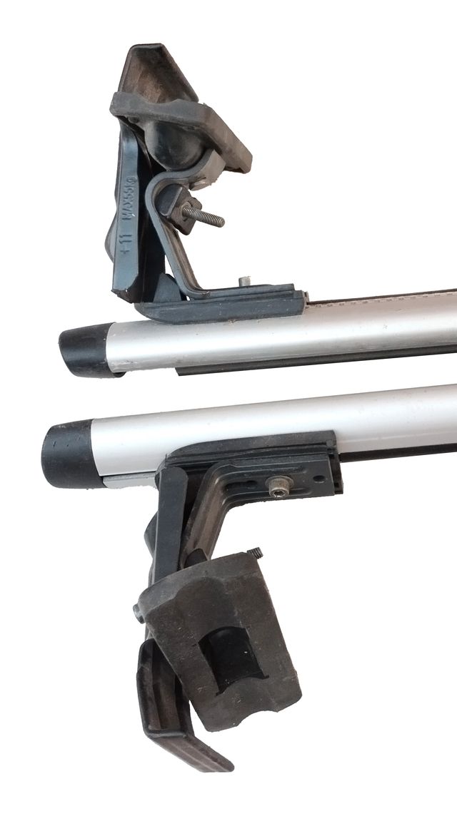 Barras portaequipaje coche plateadas