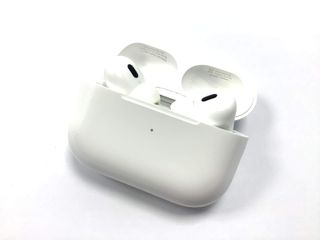 in-ear apple airpods pro 2 gen