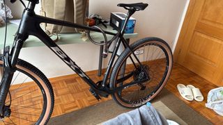 Bicicleta de montaña de carbono BXT 29er XC rígida