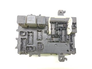 CAJA RELES / FUSIBLES NISSAN TERRANO/TERRANO.II (R20)