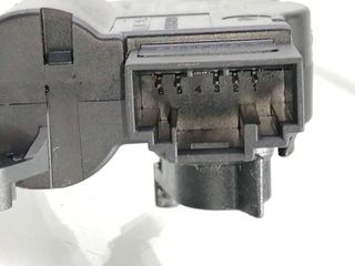 MOTOR APERTURA TRAMPILLAS CLIMATIZADOR AUDI Q7 (4L)