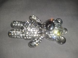Abalorio oso plateado con brillantes