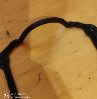 Junta tapa balancines VW Golf Mk2 marca Ajusa.