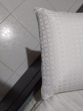 Almohada Pikolin - Blanca Viscoelástica  largo 135