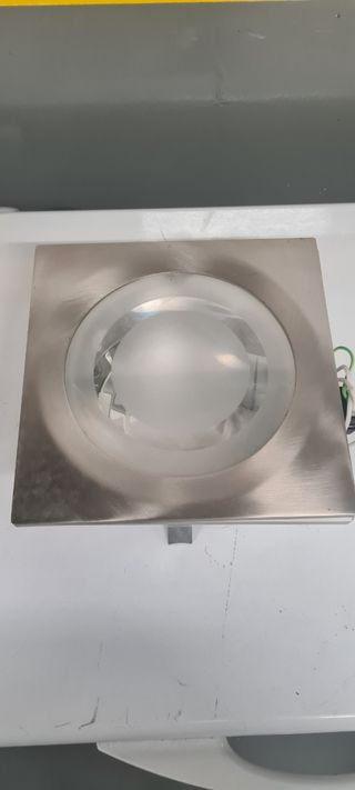 Foco empotrable metal