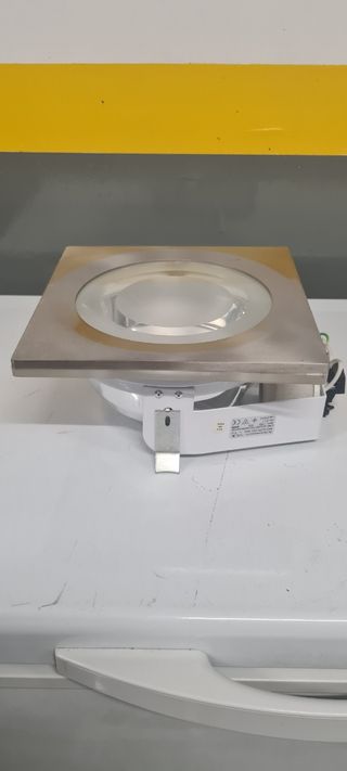 Foco empotrable metal