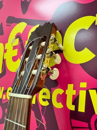 Guitarra Clasica Antonio de Toledo AT-17 Blanca 2021