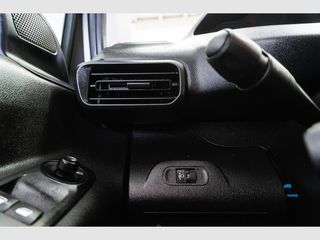 Peugeot Partner Pro Standard 600kg BlueHDi 73kW