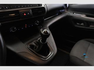 Peugeot Partner Pro Standard 600kg BlueHDi 73kW