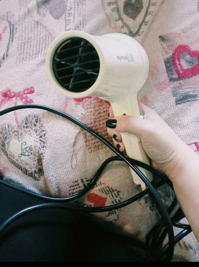 Asciugacapelli elettrico