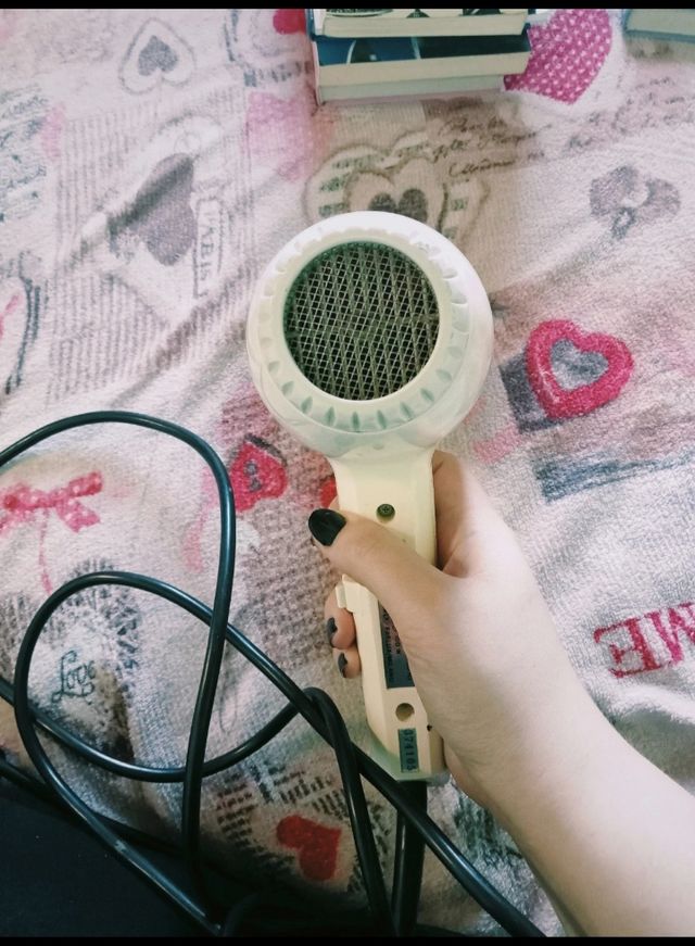 Asciugacapelli elettrico