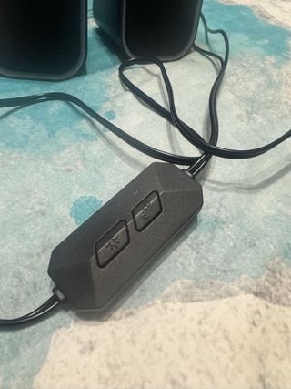 Altavoces PC - 15W - negros RGB