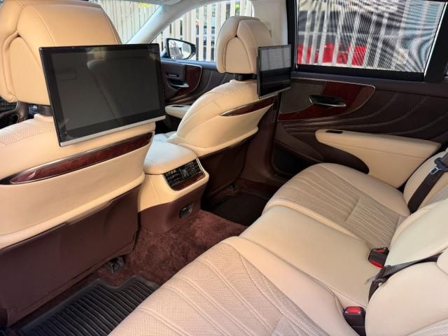 LEXUS LS 