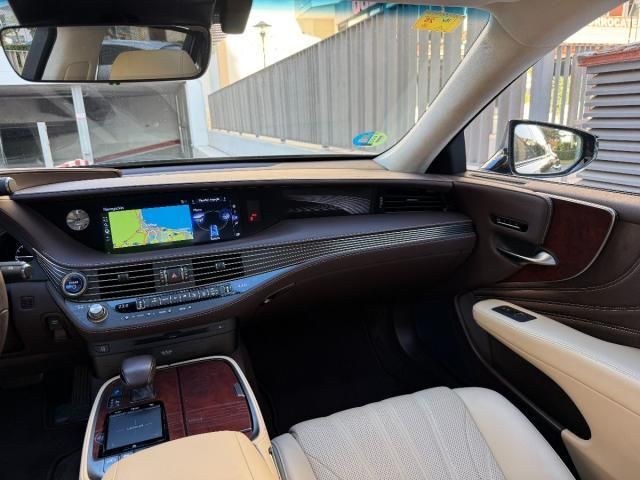 LEXUS LS 