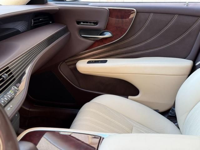 LEXUS LS 