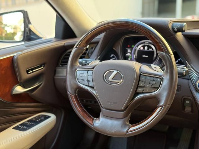 LEXUS LS 