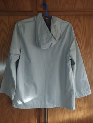 Impermeable talla 10 Zara