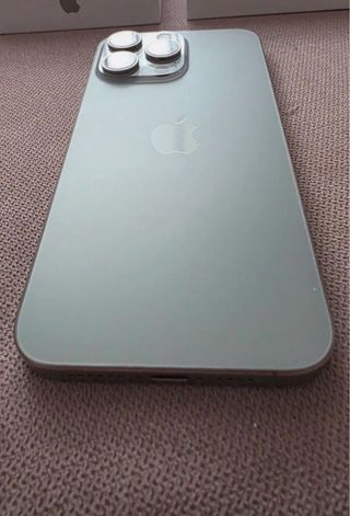 iPhone 15 Pro Max - Negro
