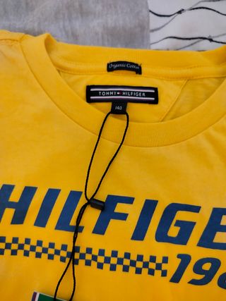 Camiseta Tommy Hilfiger amarilla niño