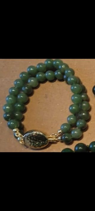 Bracciale doppio filo di giada con susta d argento