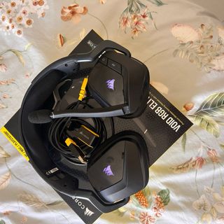 Corsair VOID RGB Elite Wireless
