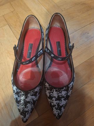 Zapatos Carolina Herrera negros y rosas