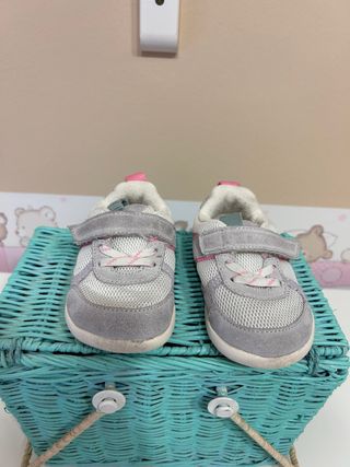 Zapatillas niña Zara N 21