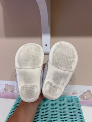 Zapatillas niña Zara N 21