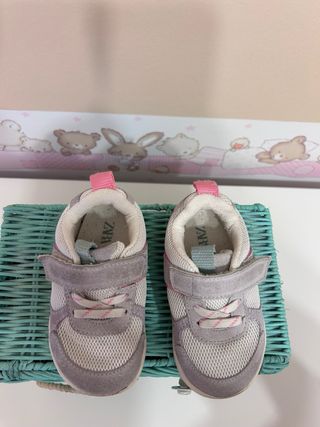 Zapatillas niña Zara N 21