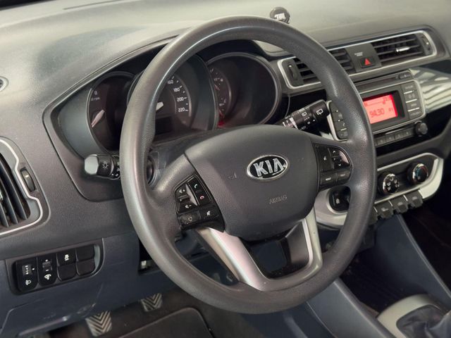 Kia Rio 1.2 CVVT Concept