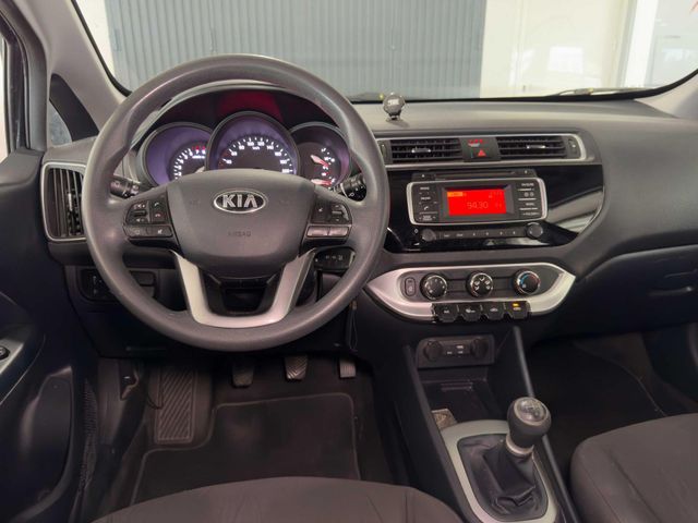 Kia Rio 1.2 CVVT Concept