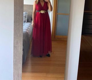 Vestido largo burdeos evento