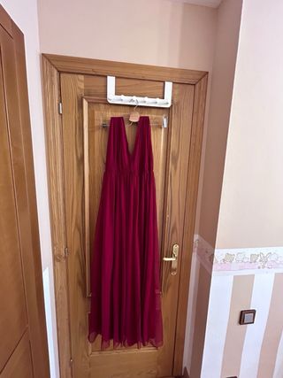 Vestido largo burdeos evento