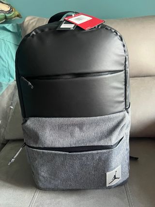Mochila Nike Air Jordan - Gris y Negra nueva 