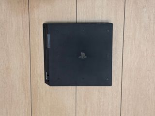 PS4 Pro (PlayStation 4 Pro) 1TB