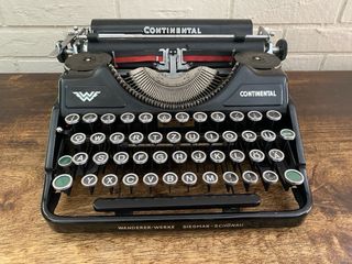 Macchina dascrivere Continental 1930 con custodia 