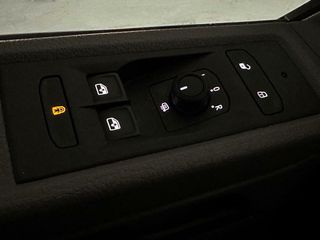 Volkswagen Caravelle 2.0 TDI 110CV Origin 9 Plazas