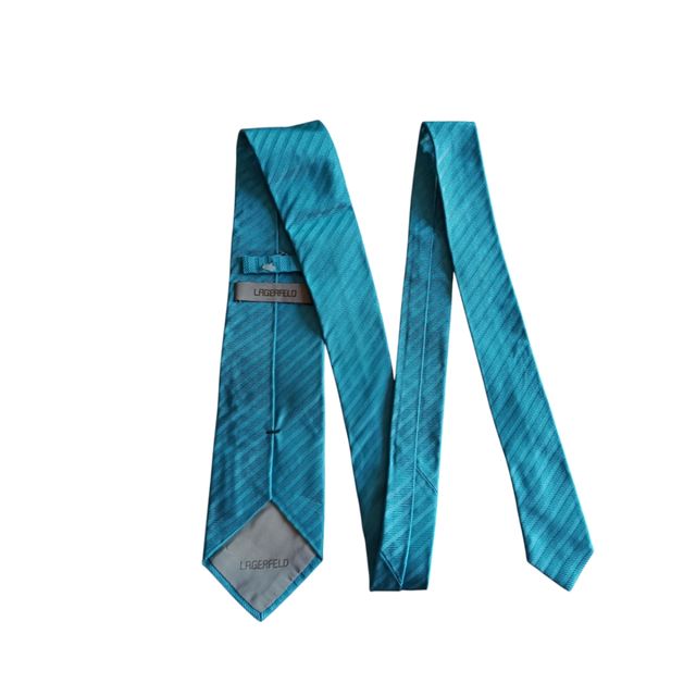Corbata Lagerfeld nueva sin etiqueta