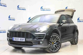 Porsche Macan -
