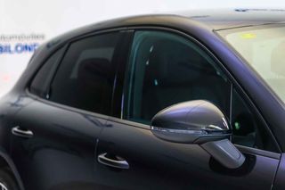 Porsche Macan -