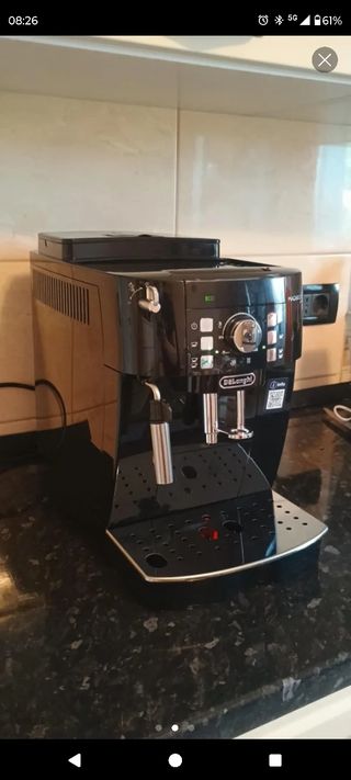 Macchina caffè DeLonghi Magnifica S