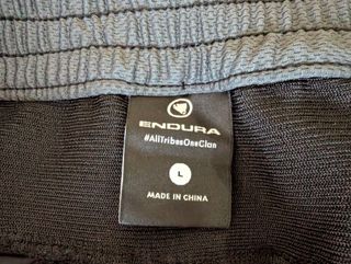 Pantalón Endura MTB con badana desmontable