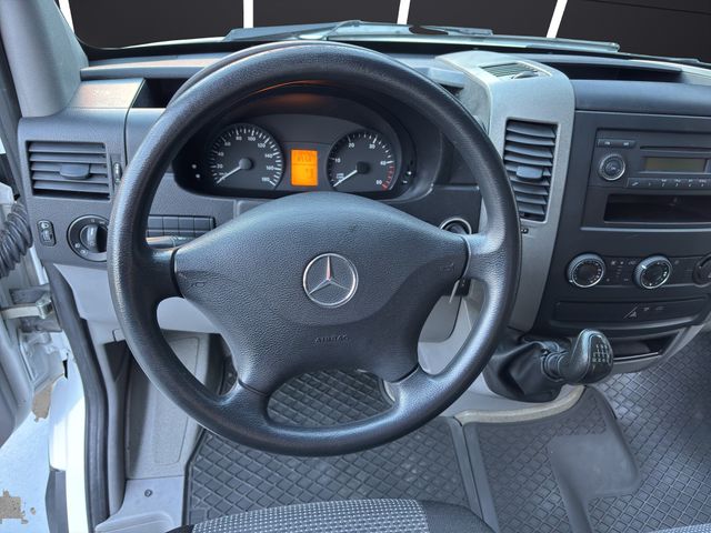 Mercedes-Benz Sprinter 2012