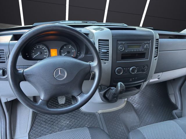 Mercedes-Benz Sprinter 2012